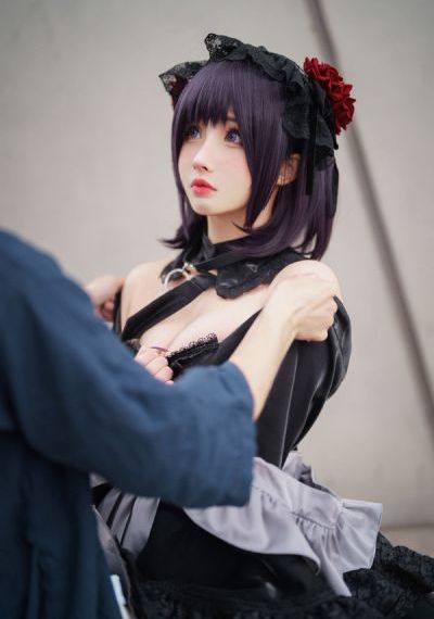 《丰满的女邻居》电影在线观看_720动漫免费观看