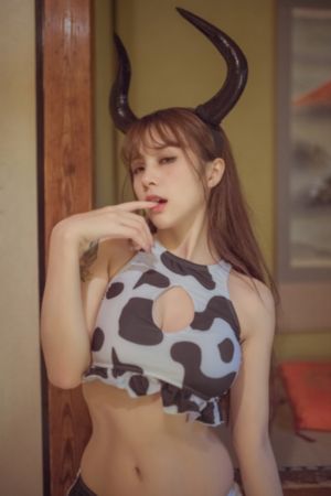 18禁脱衣美女网站免费_BD英语超清在线观看